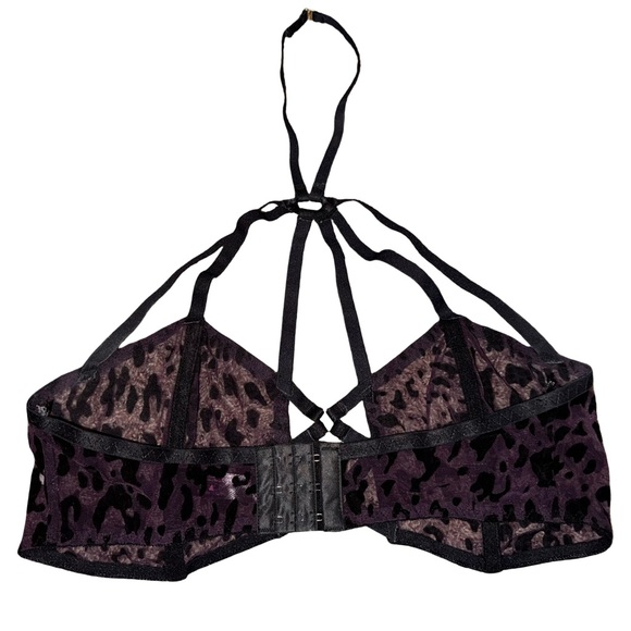Dreamgirl XL Sheer Leopard Mesh Strappy Lingerie Halter Set with Garter Skirt - Picture 4 of 7